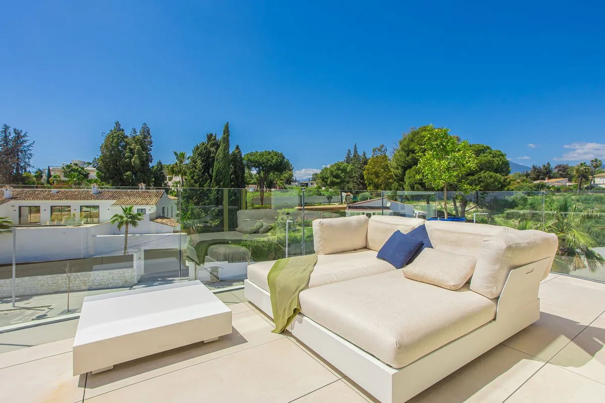 aadfac93-325a-4fec-8fc1-3c7911433055