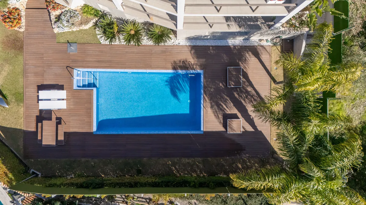 2ff7a3c9-accb-4643-9eb4-6debf74db656