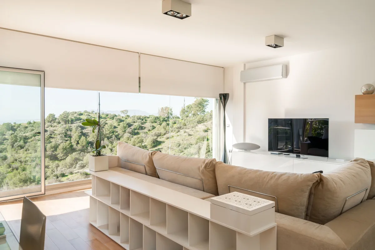 9c7d6a08-b6f0-4354-98a0-b49494df1fa4