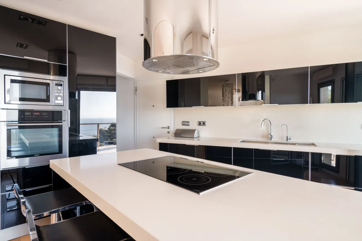 ccb677f5-2e72-49d4-a4e1-41900549bb0e