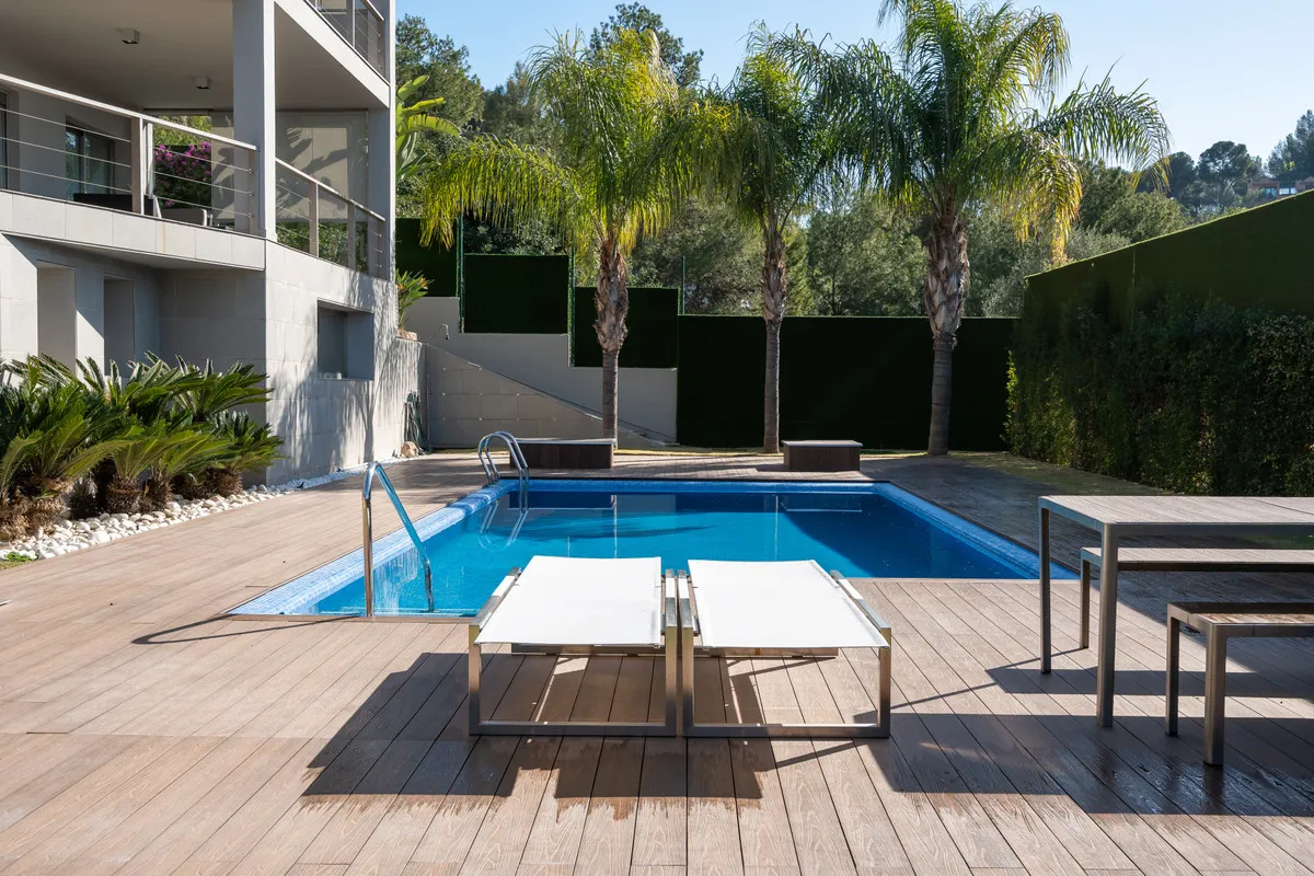 cd1ff11b-62c3-43d0-9acb-c7de0936d88a