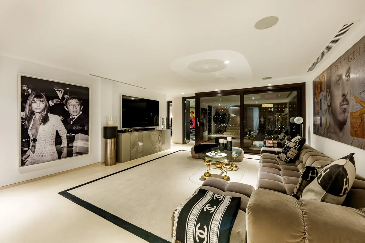 46b29bf3-4fc5-46f4-8d13-1748e7832ccc