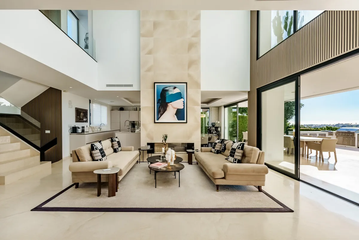 5036ce98-aca1-404a-a9ef-169d10de45cc