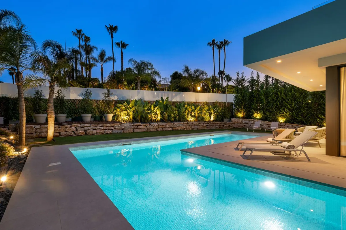 6c1d8d2c-56a1-464b-abe0-33ef860e901d