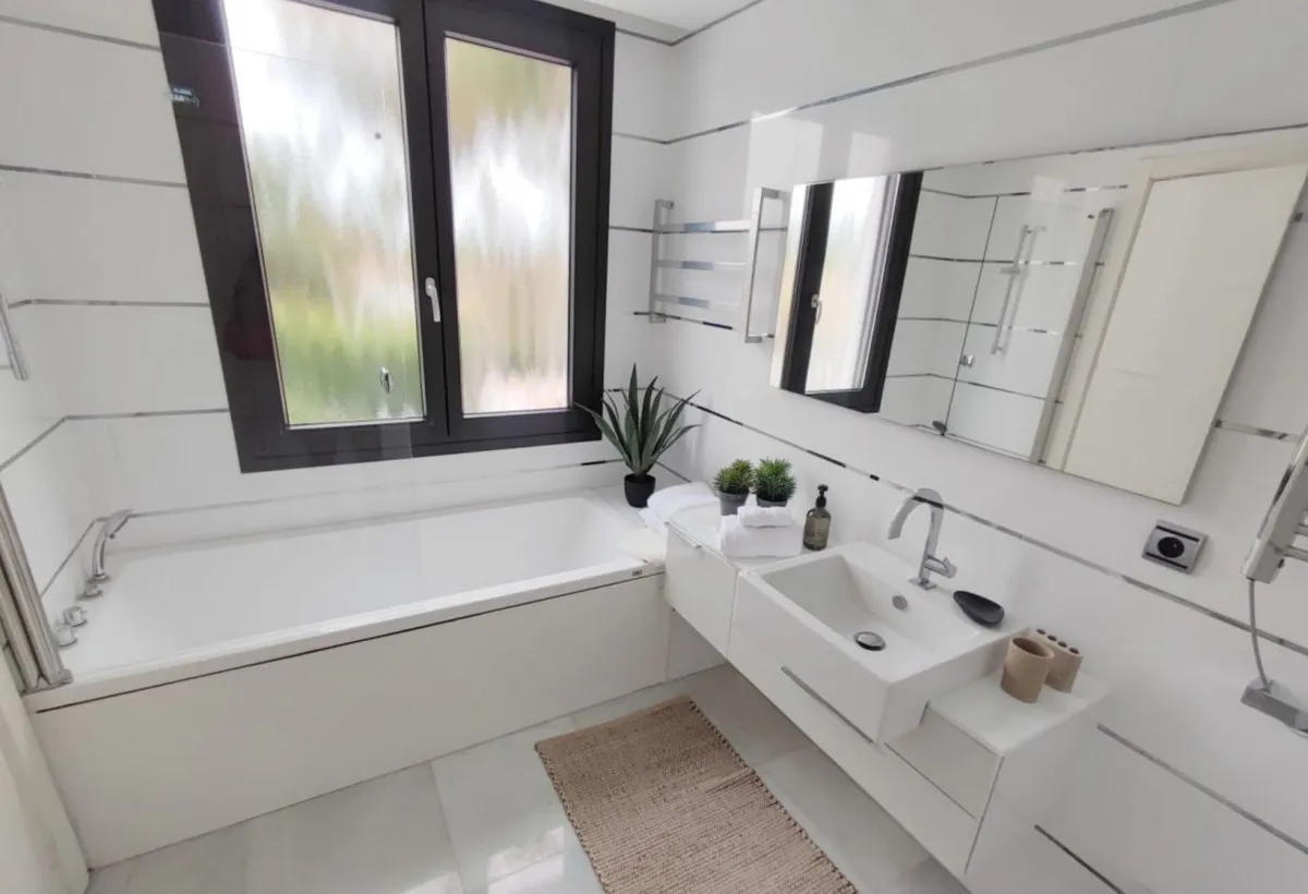 01d83791-22a9-40f6-acc0-cf61193d8ab2