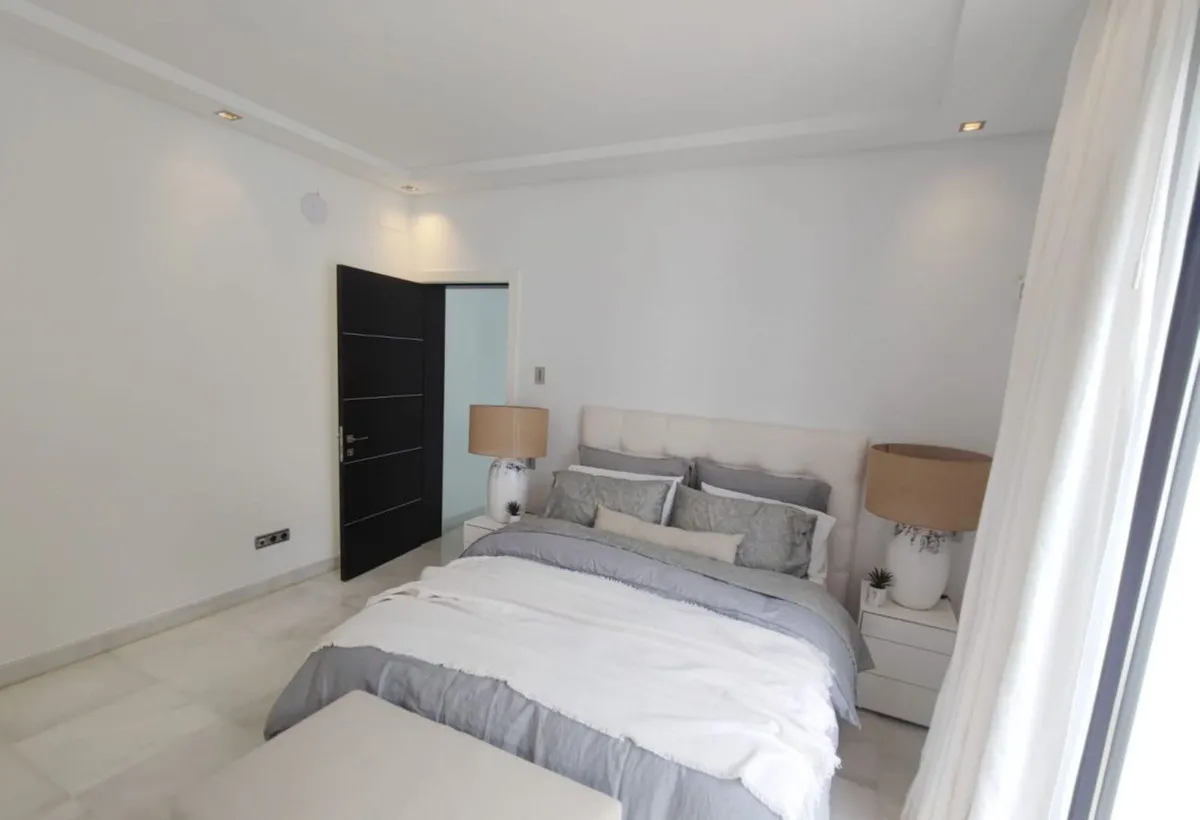 d2b66cf9-a13c-4a09-bbc4-168a9b524c63