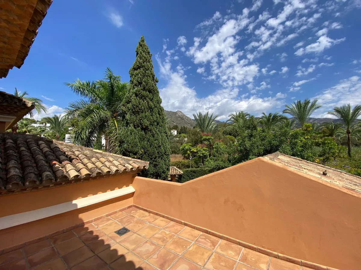 0217da0b-d619-4a9f-87b8-494685684e01