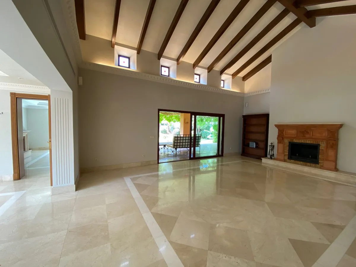 3fe3406f-ca88-49cb-817a-38472576a69e