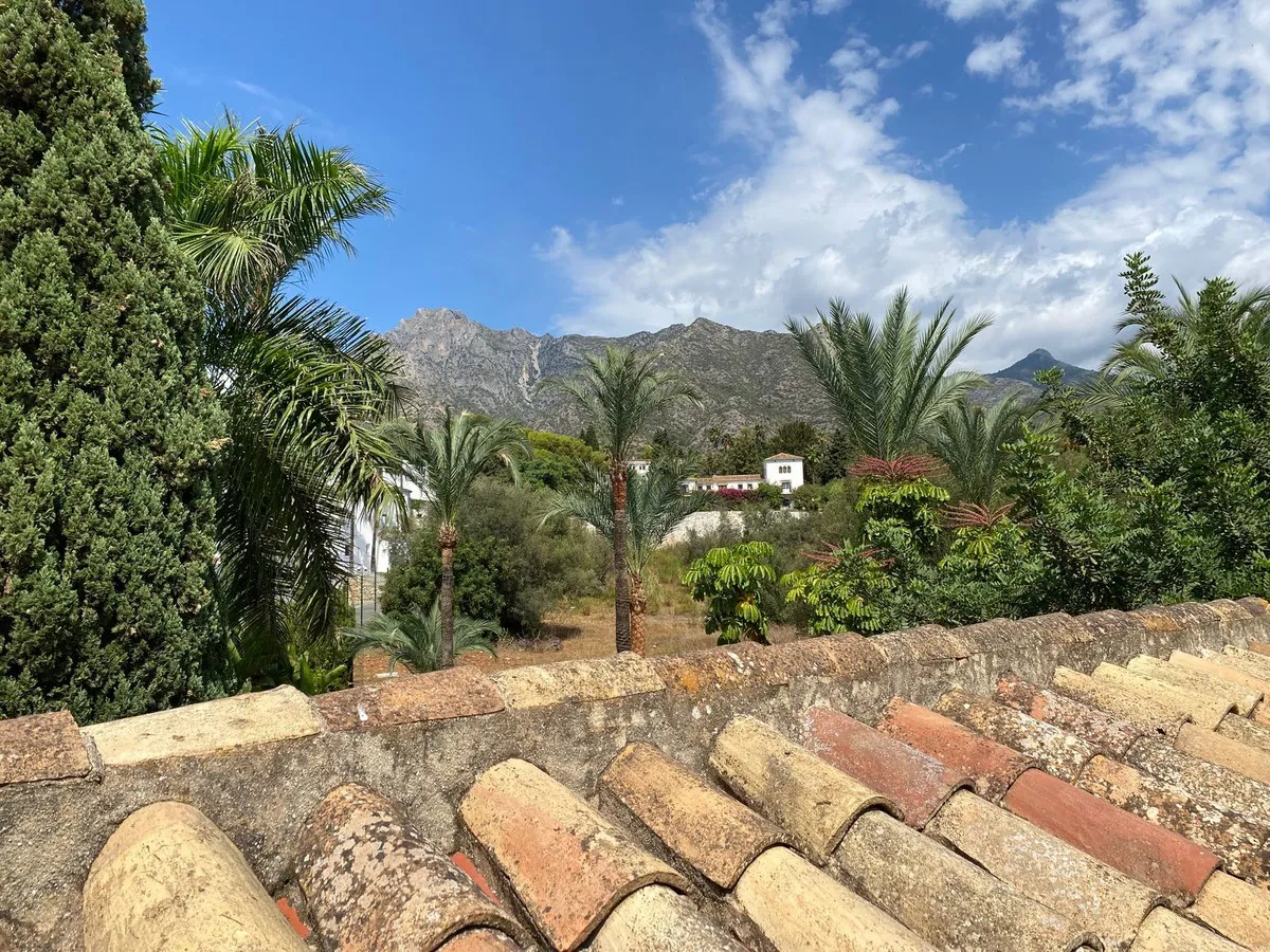 8f21fa79-2190-406a-818b-a6477ec4740b