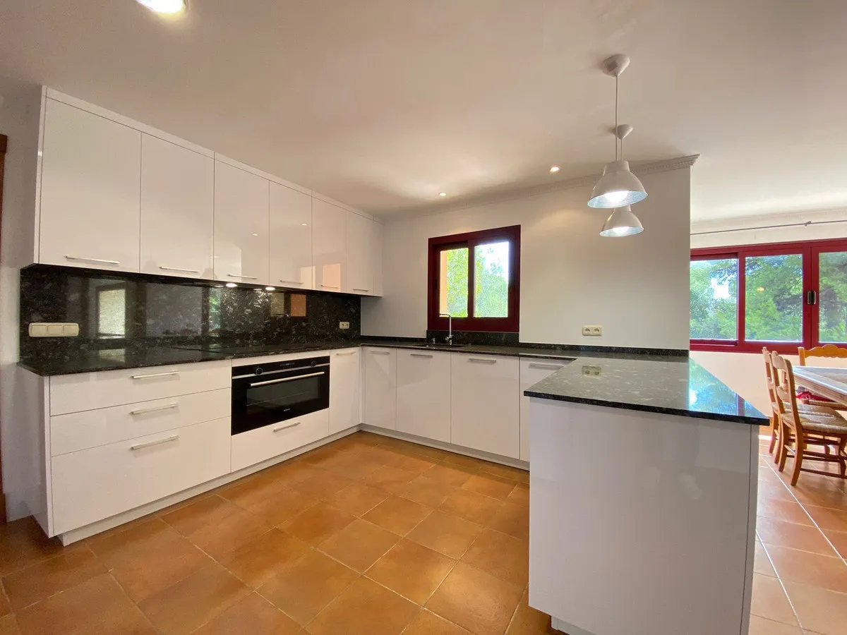 b231d9aa-2048-4063-b54d-eefaad842f56