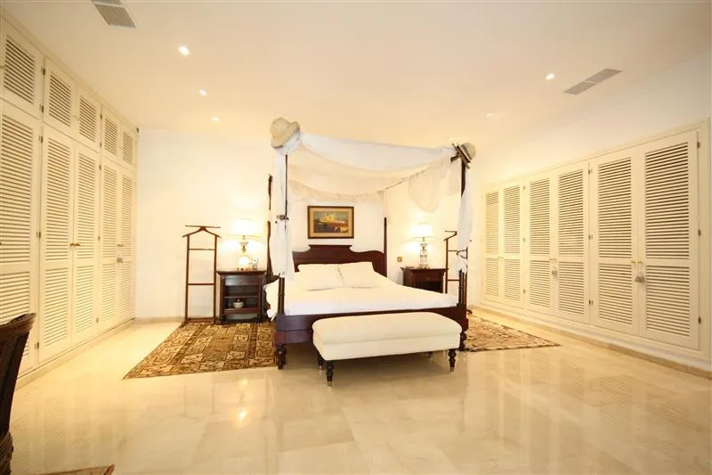 998e4ea4-9531-42e1-957b-1f0b5ee8e690