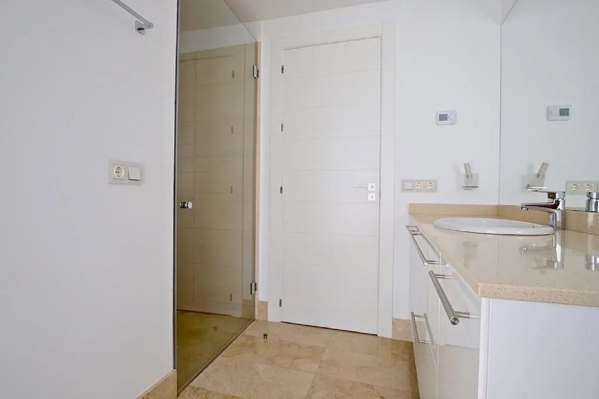 48276372-2517-471a-9fb9-6bf7df66a9d2