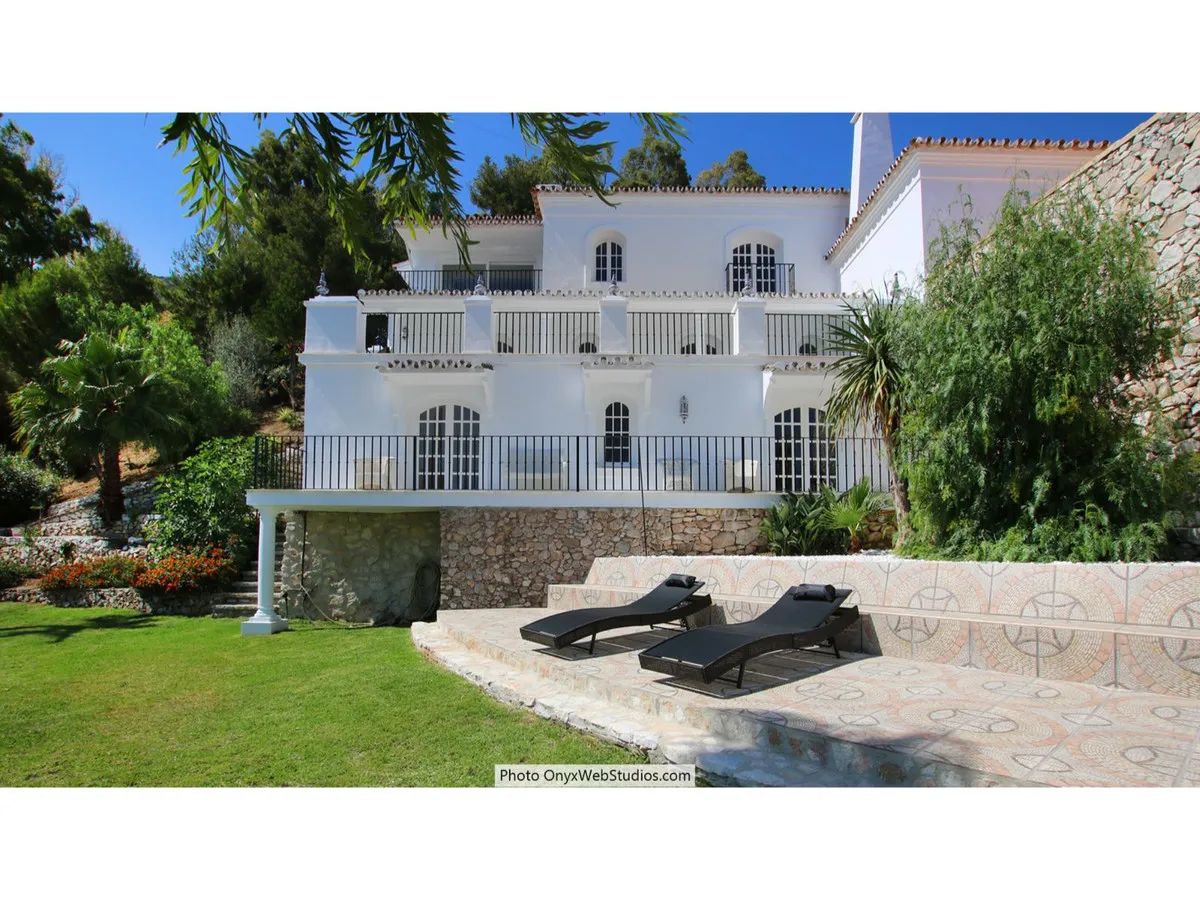 04ce74ca-f701-4e17-8484-f2acfcf3e5c0