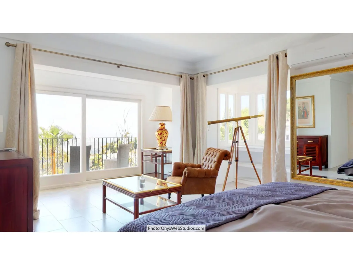 36e718a3-8183-4b2b-87c1-c8f137611769