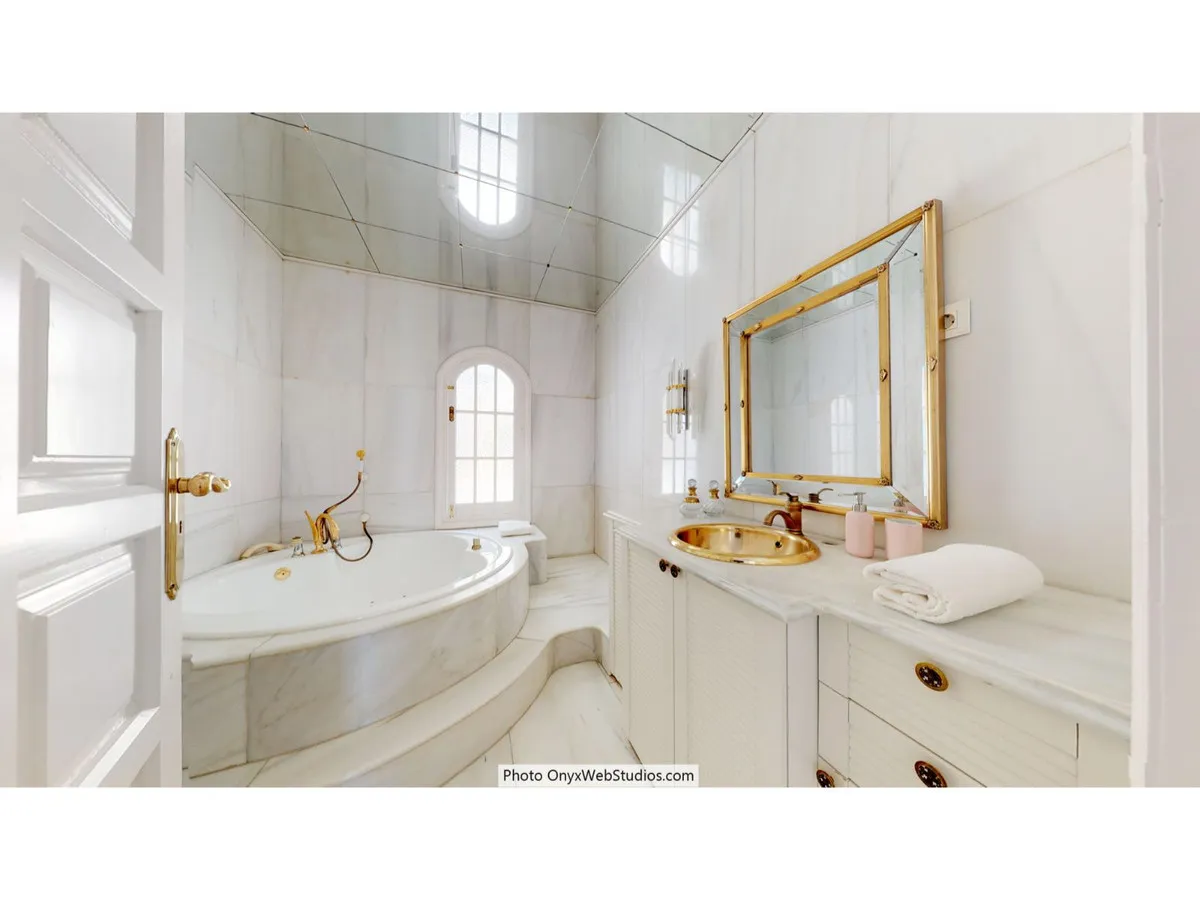 443daf73-c14e-4d34-808e-9778aba7dd45