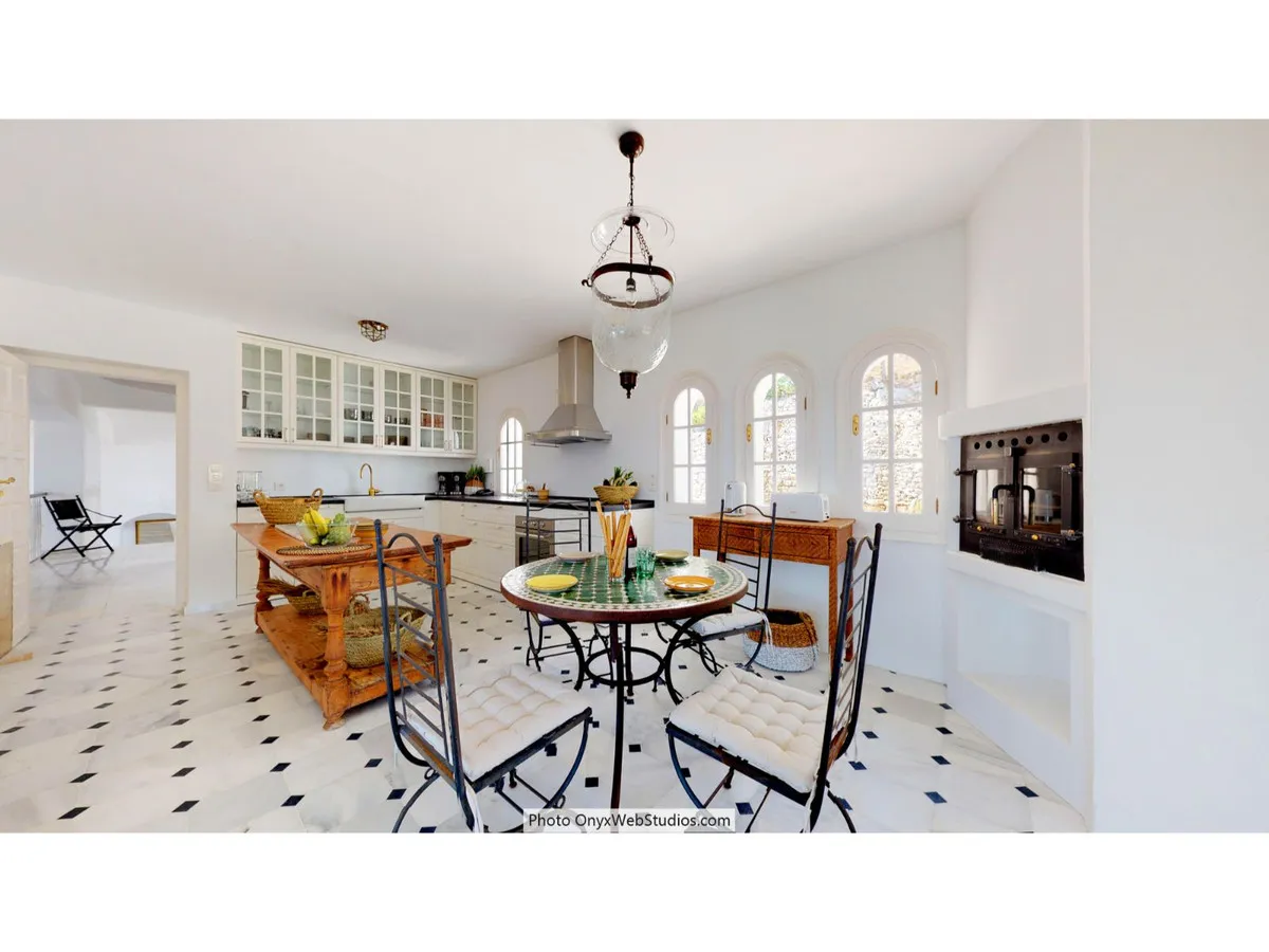 4c1315fe-ab32-4324-9d54-b0566a1d50cf