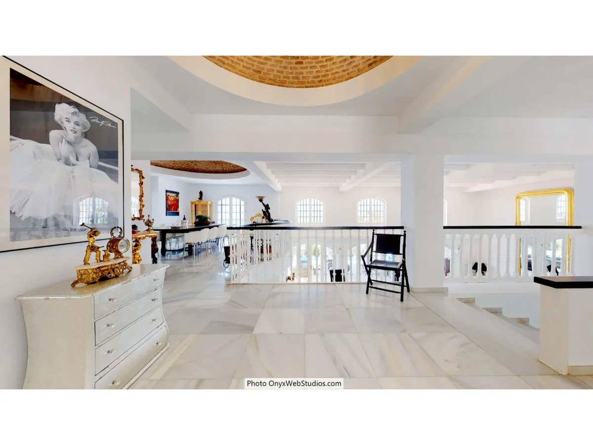 fb7f92de-efe8-4a75-ba29-a64cc9904a68