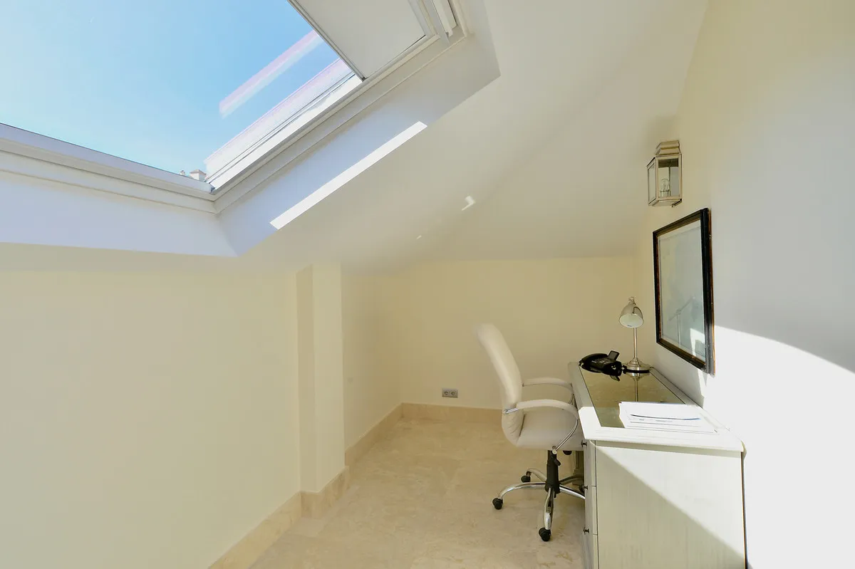 1ab2fc4e-74ca-41f9-80ef-973055a91bd1