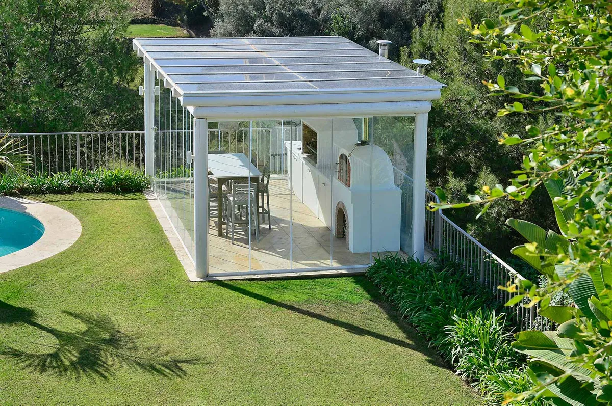 966e4a0d-12e2-4e31-b685-8279894e01be