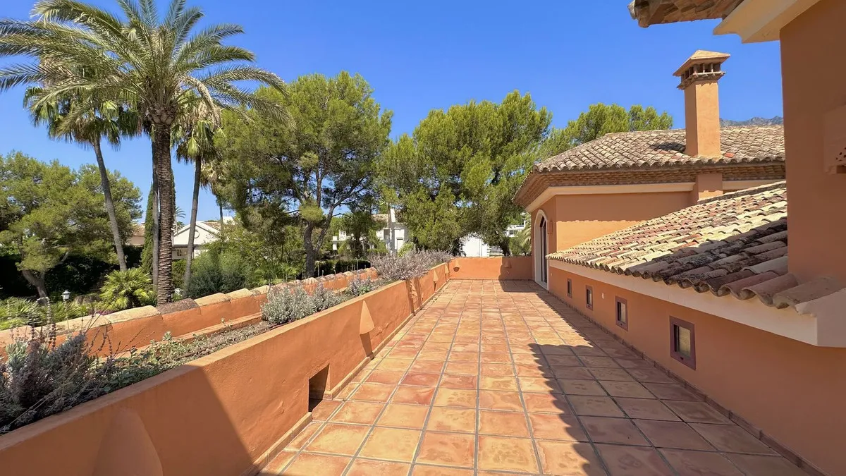 34fe84e9-d10e-40a7-bc28-3192461daa0d