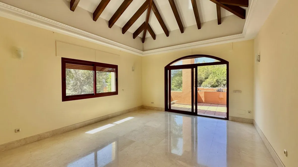 359f732f-b2d0-4e96-af2e-83de25b28a30