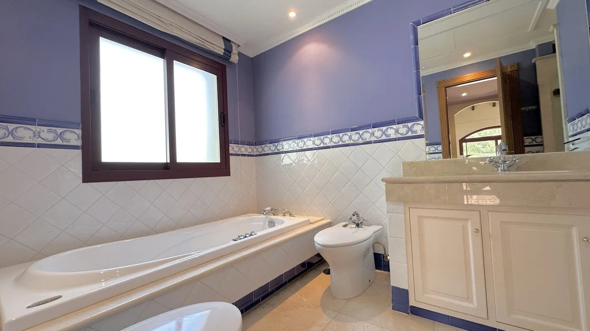 9eb10c52-749d-4c11-80aa-8652c25d315c