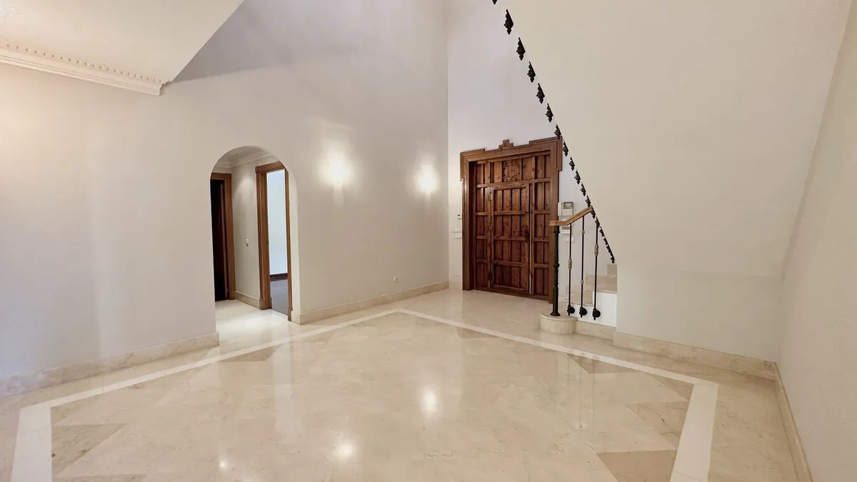 b9555218-2b4e-420d-84a7-70cdb3b34077