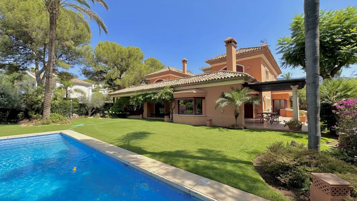 ba9b64d2-96f5-4b7d-bd98-0d3124f17d4c