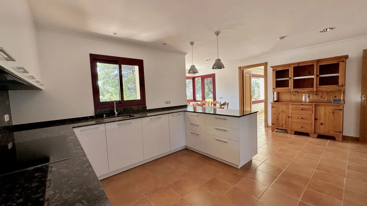 bb50d39d-0c13-4308-9ddd-4f8388752778