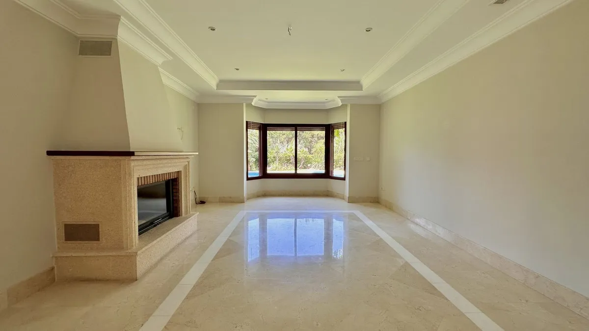 da24e9d0-d3de-4142-b147-5a0f605afa38