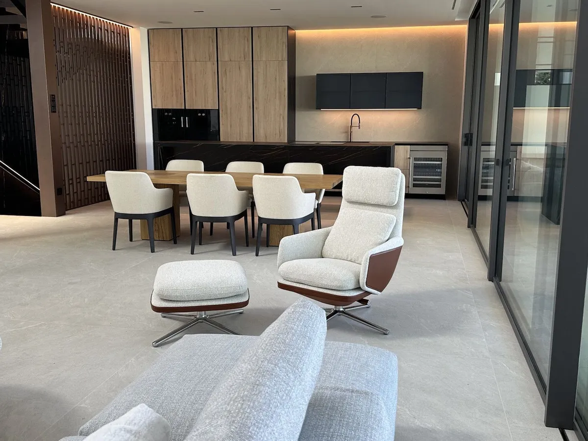 0f9eb9b0-726e-4e36-a329-0a76e1fe70df