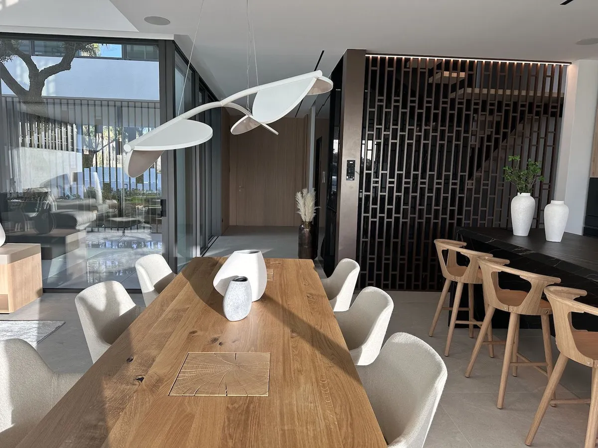 5444e6da-6959-4445-805f-551747060b1e