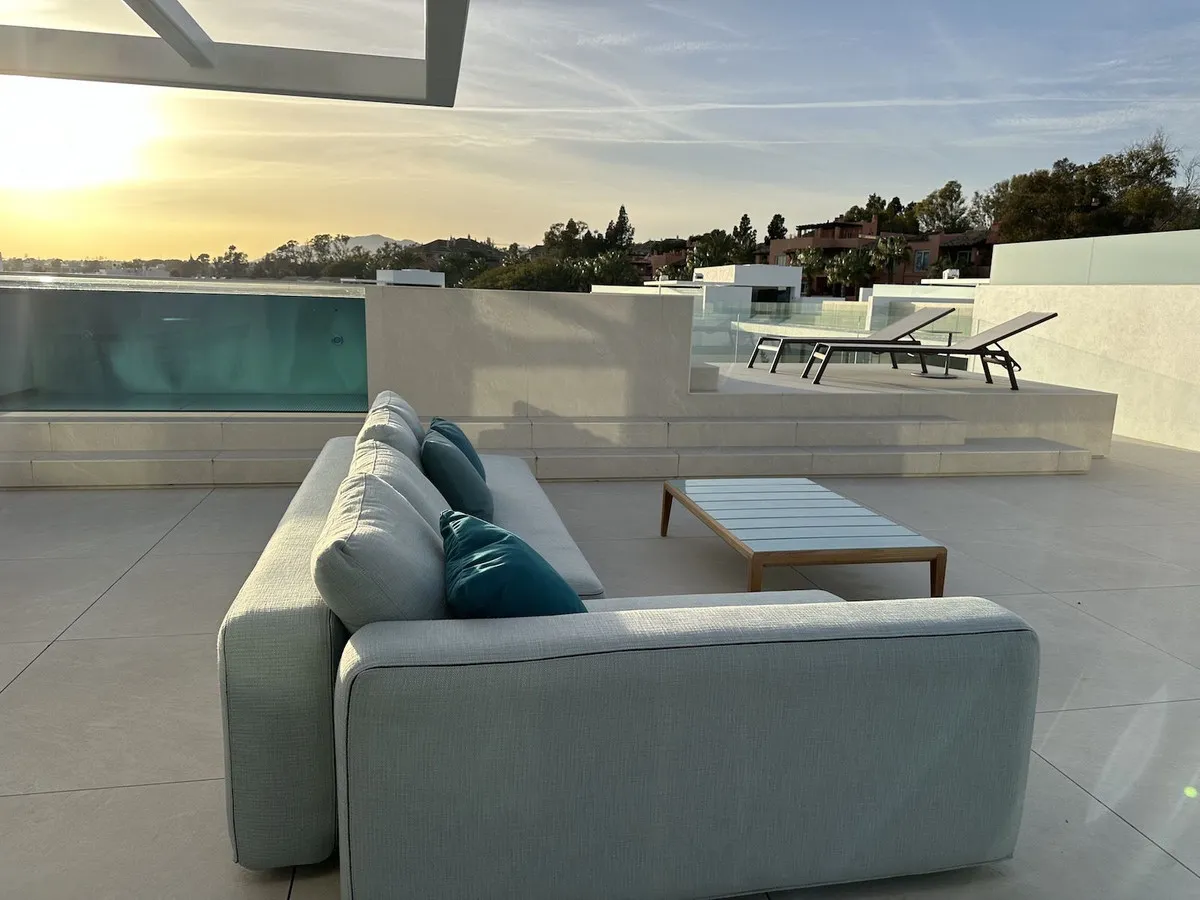 b17b3281-1e2f-40ef-86eb-6e0e27801a01