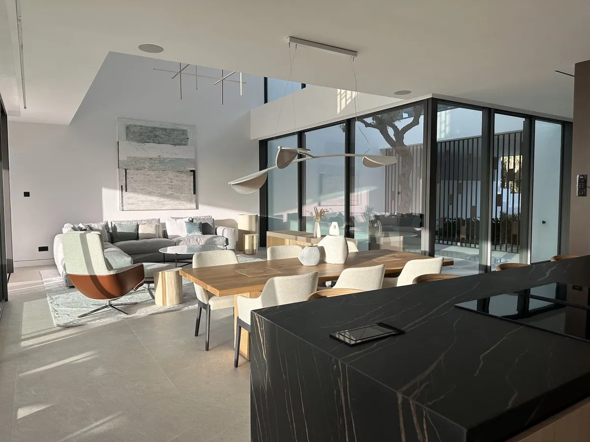 eeb87883-6372-413b-870f-d210971473c3