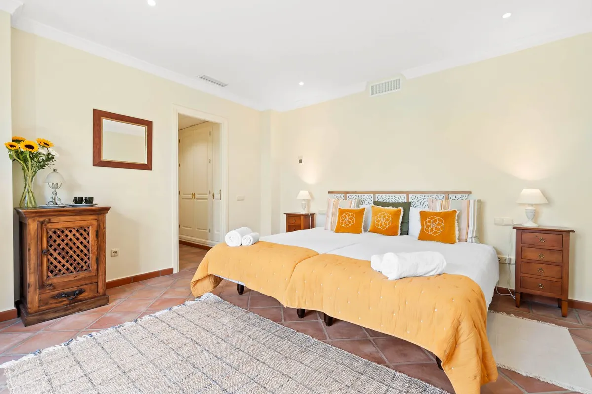 10caabd0-2b4c-4a87-b70f-3ffbd3109c6e