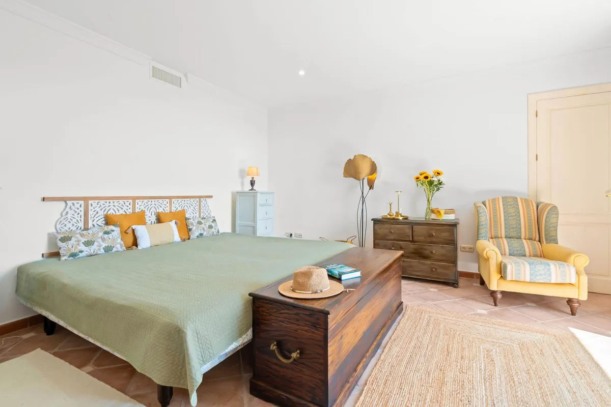 33cdabc7-ac91-4650-a625-c18b103f8e53