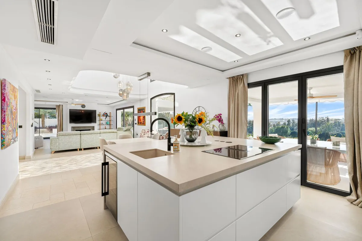 3775f343-e2d8-47e3-a24b-b85dbf61b9aa