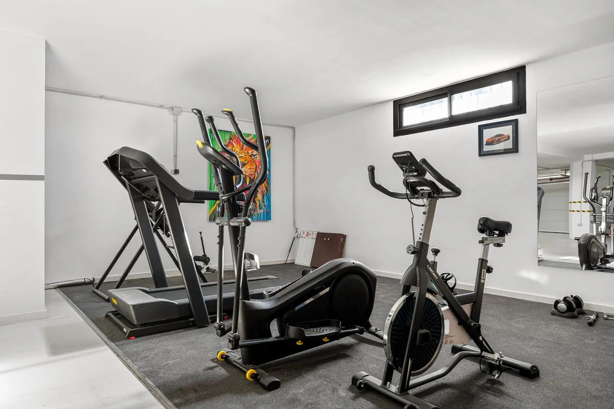 718c9851-71a8-4c46-8a0b-0aa28bf8fb5d