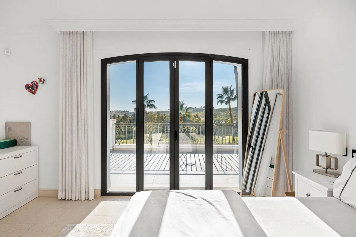 9da2c5d2-0a71-4701-9dec-1b673137c844