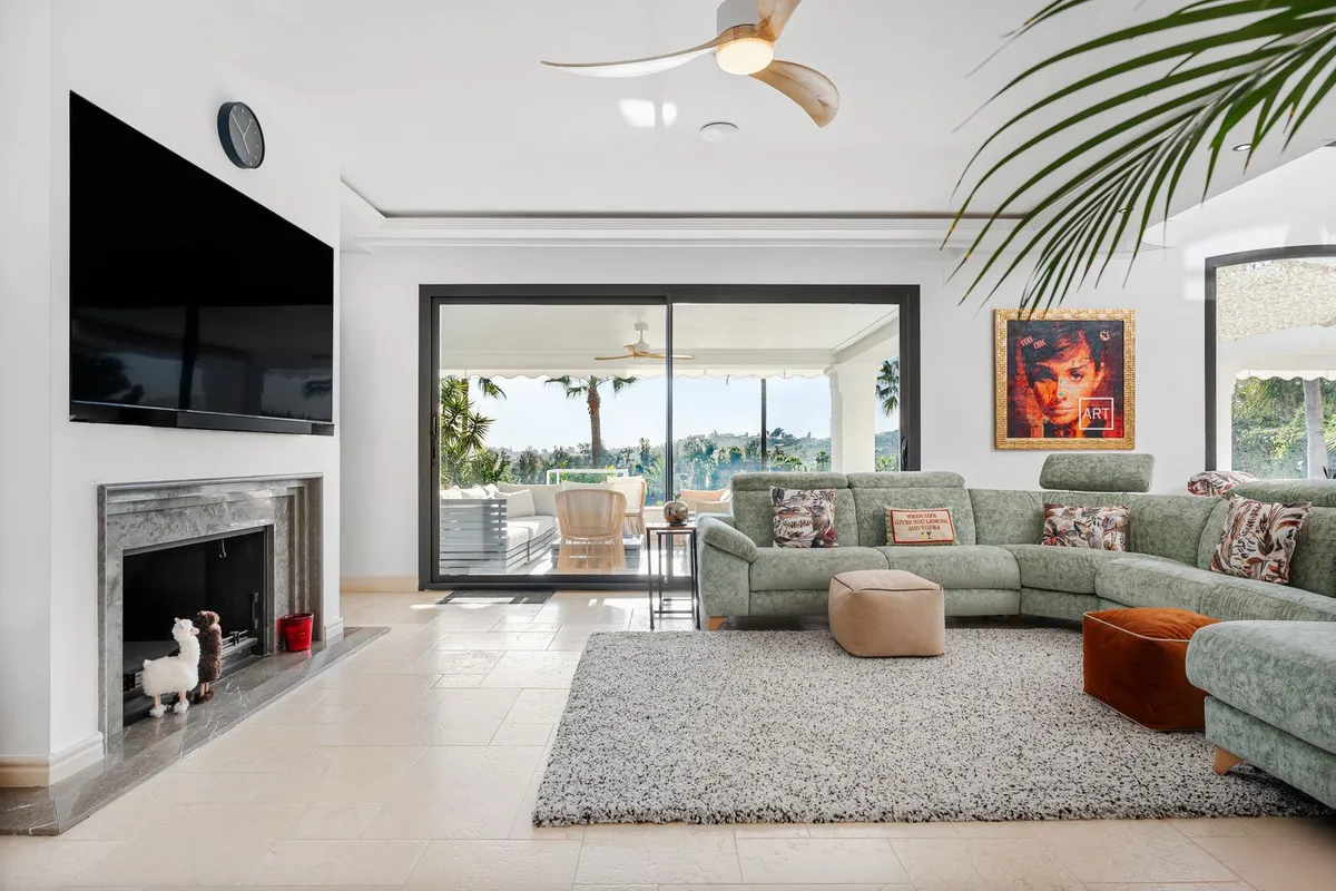 9f0f8444-59f6-4bf2-a219-7ed9c94d8a6b