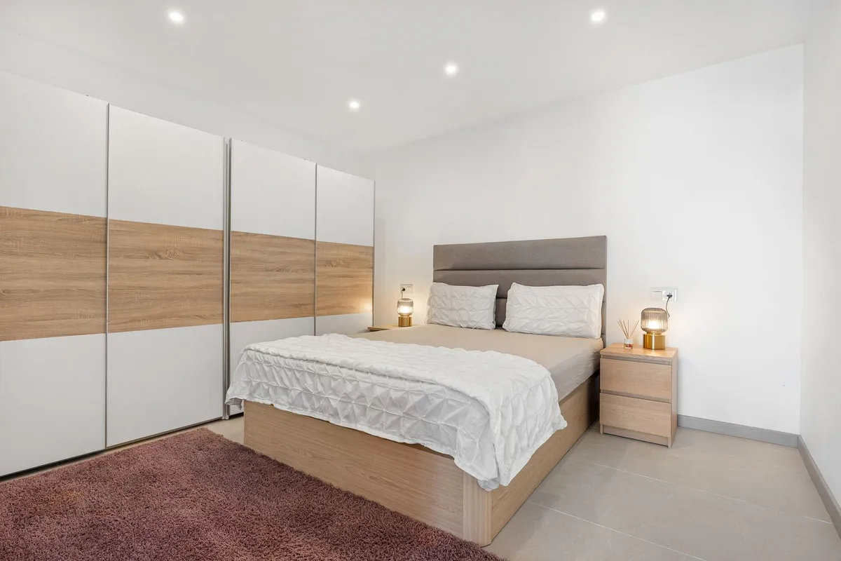 b32bff78-2eac-42fe-9e29-0cb83698e1b1