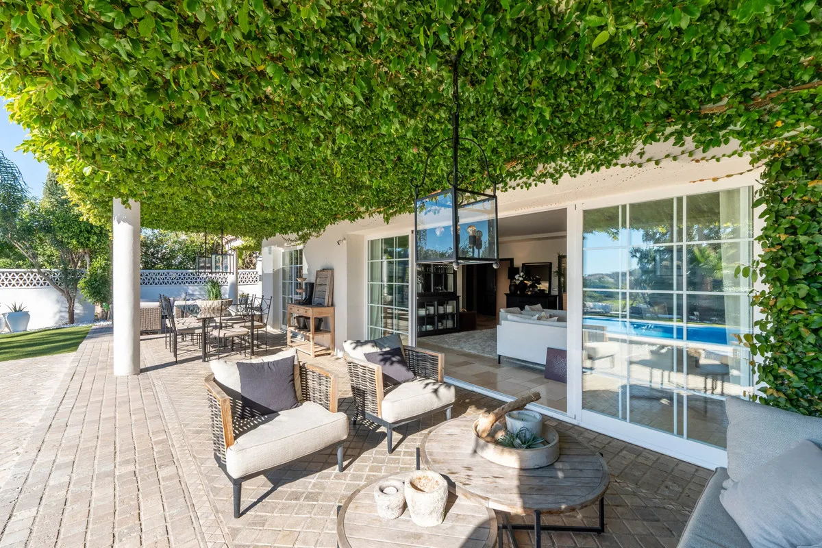 4c05fc02-3834-4da3-b1cf-eee2dbe76662