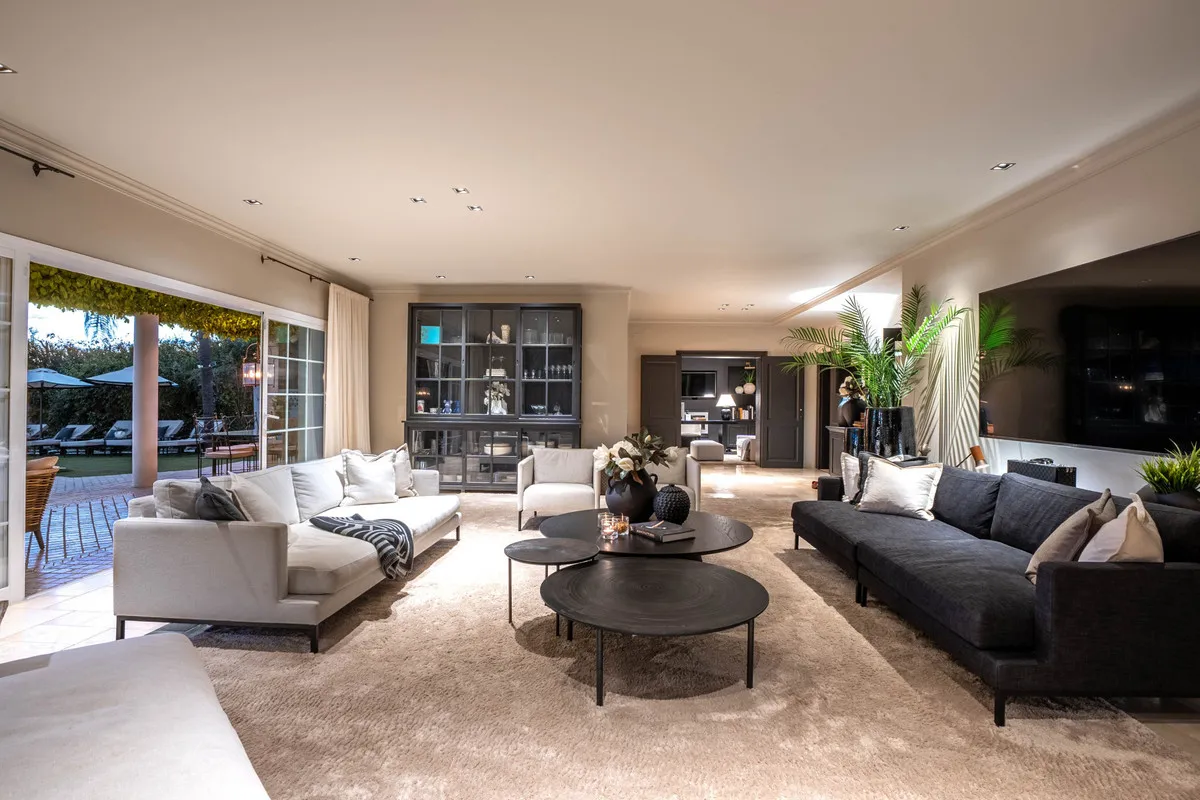 6ea44549-39cb-4f16-b77b-518561d6bd35