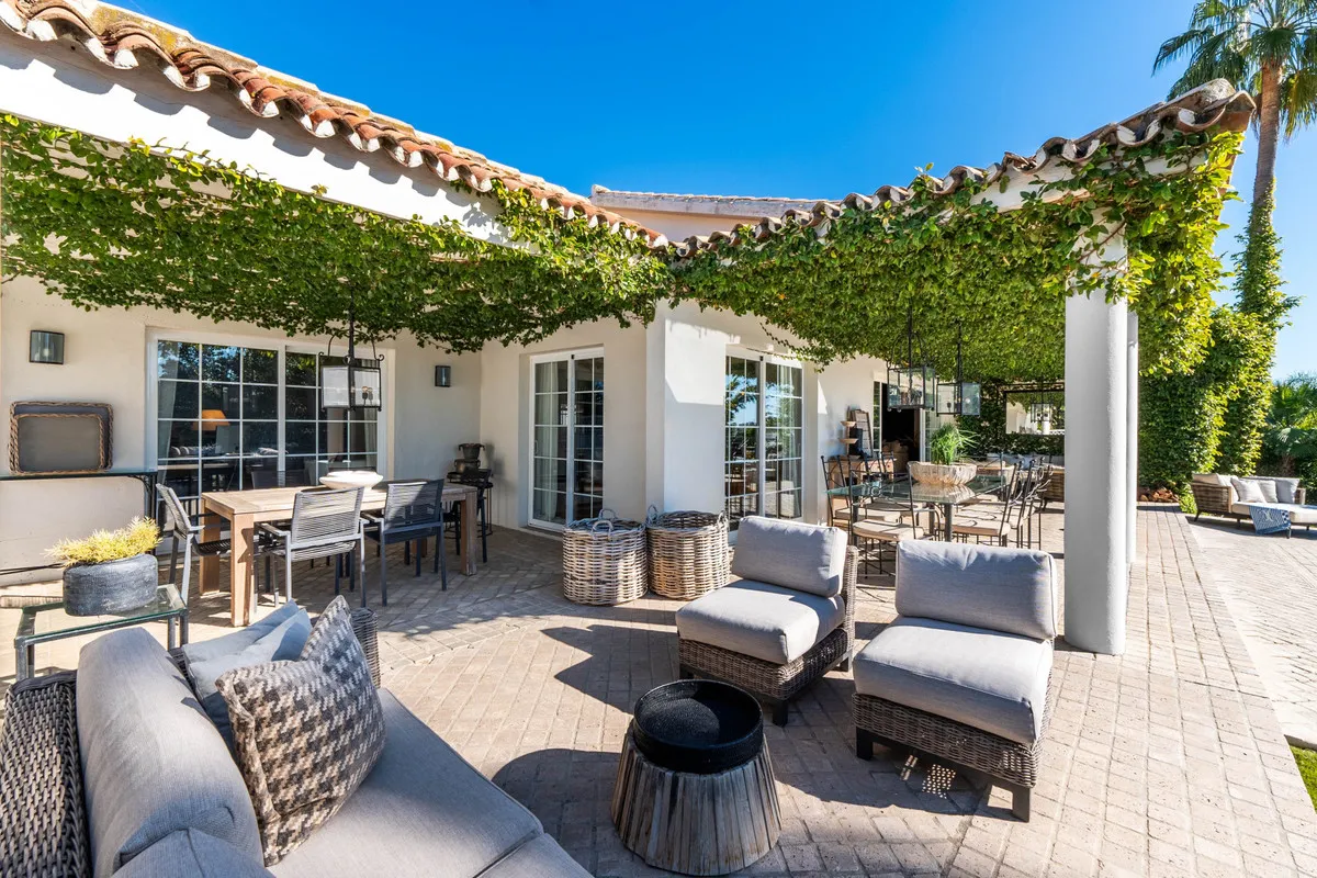 b655d86c-1d87-48ae-9a85-2794dcc275f3