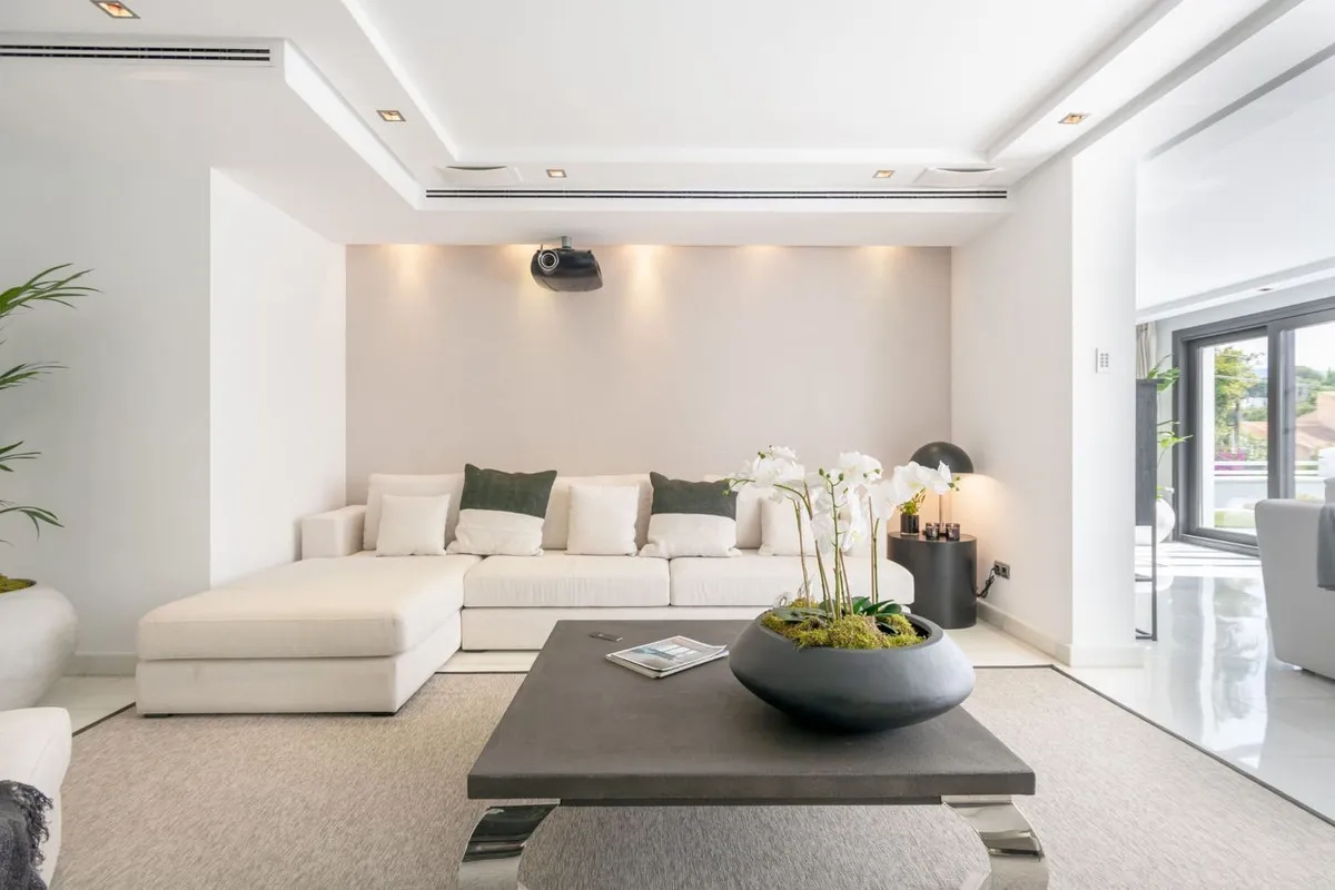 1d13bc1c-e8e3-4f16-b7e1-8252cc56a0a0