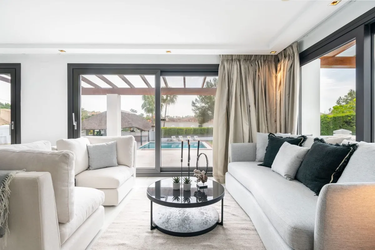 33885ef6-b923-427a-9afe-a34c94f528f3