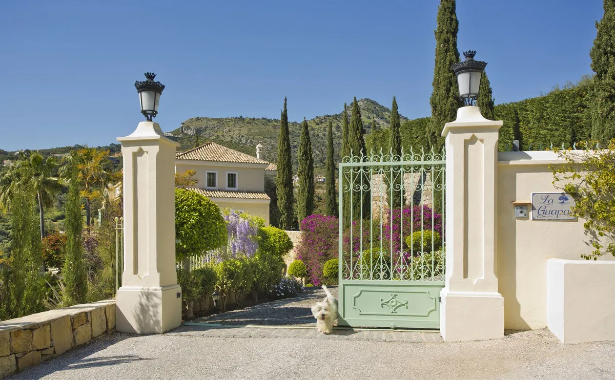 c3d41f50-fd46-4f05-abbc-2b0076bc3c49