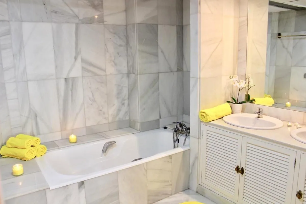 a09c2850-ec77-4190-9d7d-17380145f250