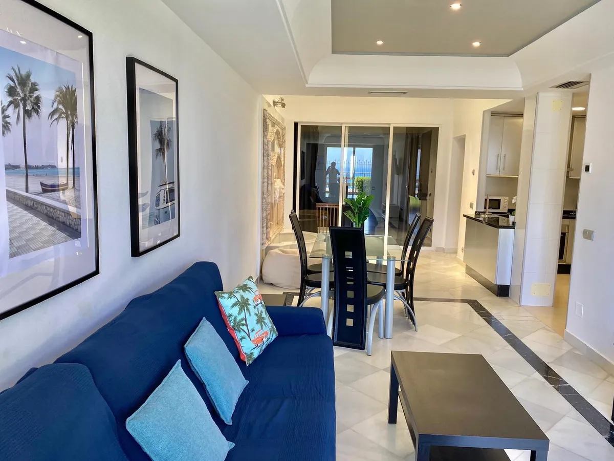 cc293fdf-0917-4816-b4e1-2661fb15faea