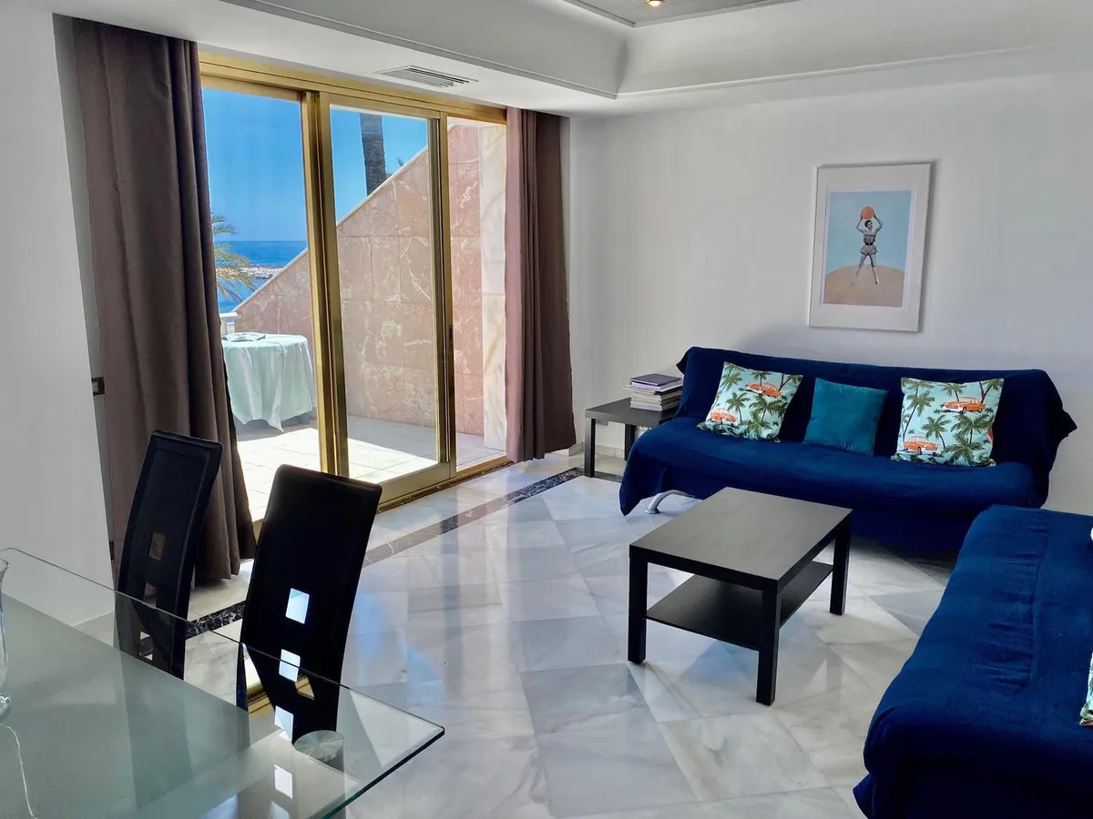 d8c44a29-5eae-44f8-a8cc-5b20cc6d3964